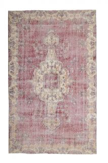 Vintage Area Rug - Thumbnail