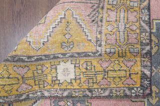 Vintage Area Rug - Thumbnail