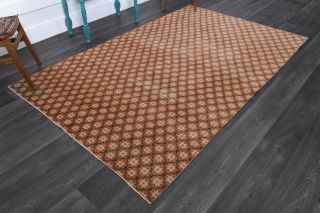 Retro Vintage Area Rug - Thumbnail