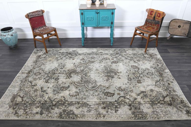 Vintage Distressed Floral Carpet