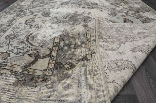 Vintage Distressed Floral Carpet - Thumbnail