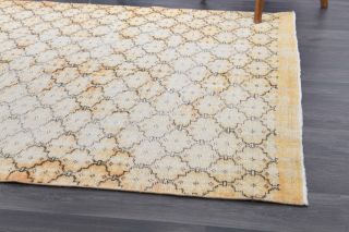 Vintage Area Rug - Thumbnail