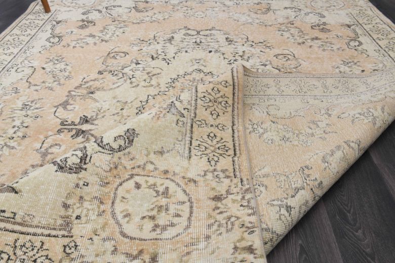 Vintage Oriental Area Anatolian Rug