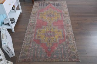 Varosh Vintage Area Rug - Thumbnail