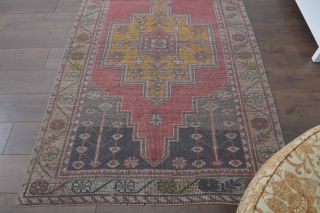 Varosh Vintage Area Rug - Thumbnail