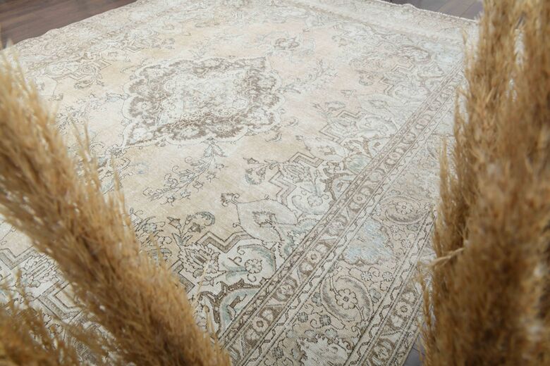 Vintage Hand-Knotted 10x12 Brown Persian Rug