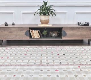 Vintage Floral Area Rug - Thumbnail