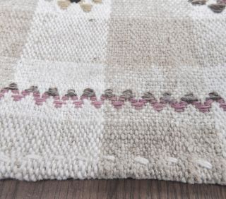 Vintage Floral Area Rug - Thumbnail