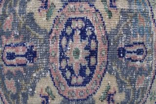 Vintage Area Rug - Thumbnail