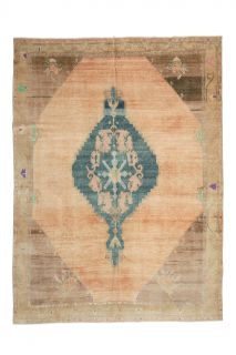 Vintage Area Rug - Thumbnail