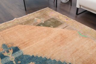 Vintage Area Rug - Thumbnail