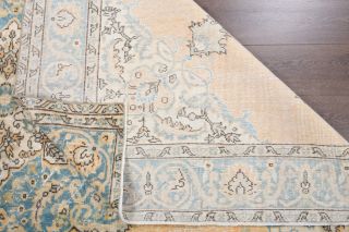 Vintage Area Rug - Thumbnail