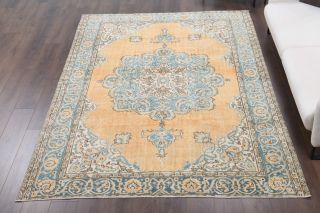 Vintage Area Rug - Thumbnail