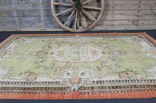 Vintage Area Rug - Thumbnail