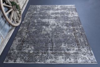 Vintage Distressed Area Rug - Thumbnail