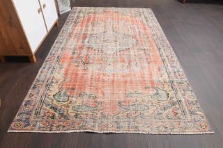 Vintage Orange Area Rug - Thumbnail