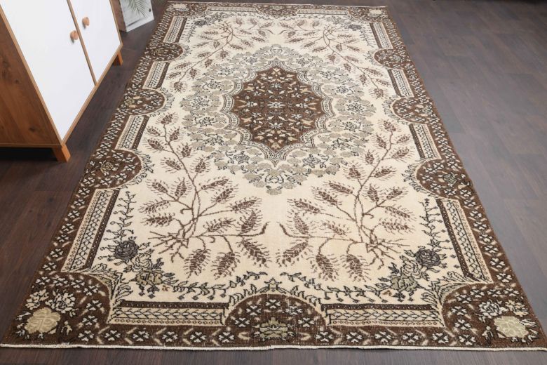 Vintage Oriental Turkish Area Rug