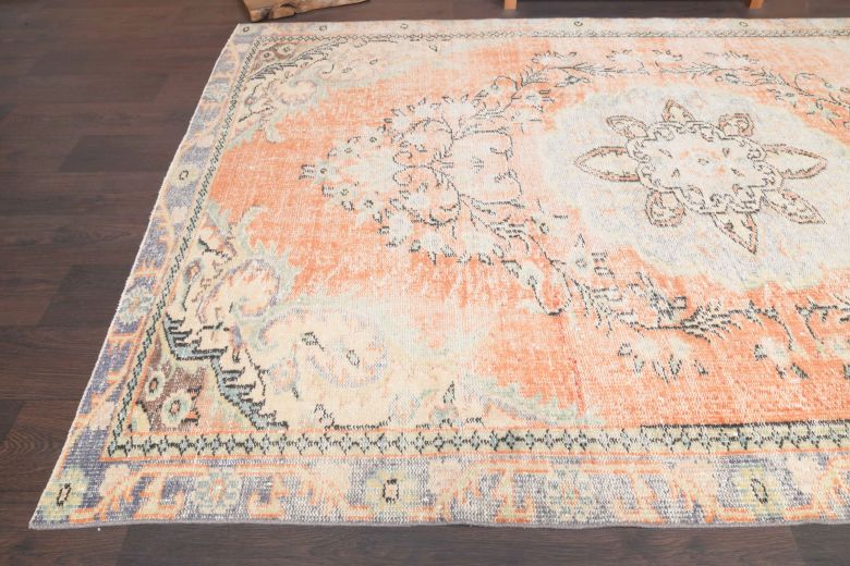 Vintage Oriental Anatolian Area Rug