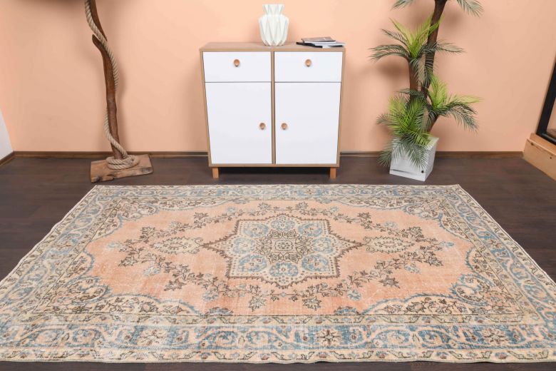 Vintage Oriental Area Rug