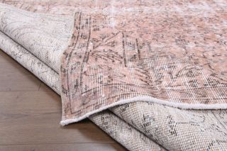 Vintage Area Rug - Thumbnail