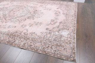 Vintage Turkish Anatolian Area Rug - Thumbnail