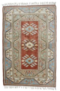 Vintage Area Rug - Thumbnail