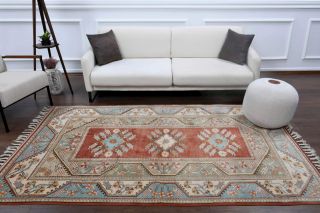 Vintage Area Rug - Thumbnail