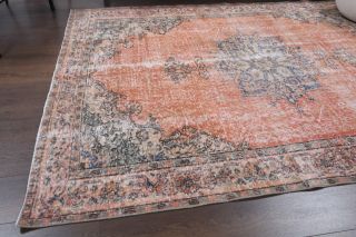 Vintage Area Rug - Thumbnail