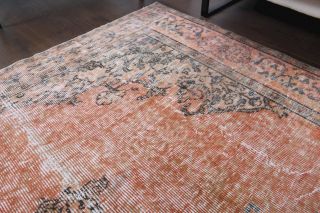 Vintage Area Rug - Thumbnail