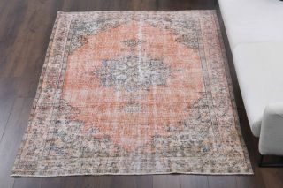 Vintage Area Rug - Thumbnail