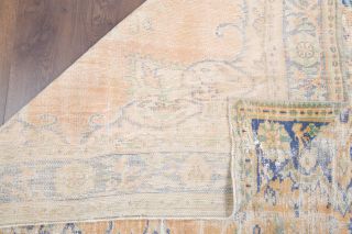 Vintage Area Rug - Thumbnail