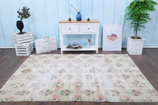 Vintage Antique Area Rug - Thumbnail