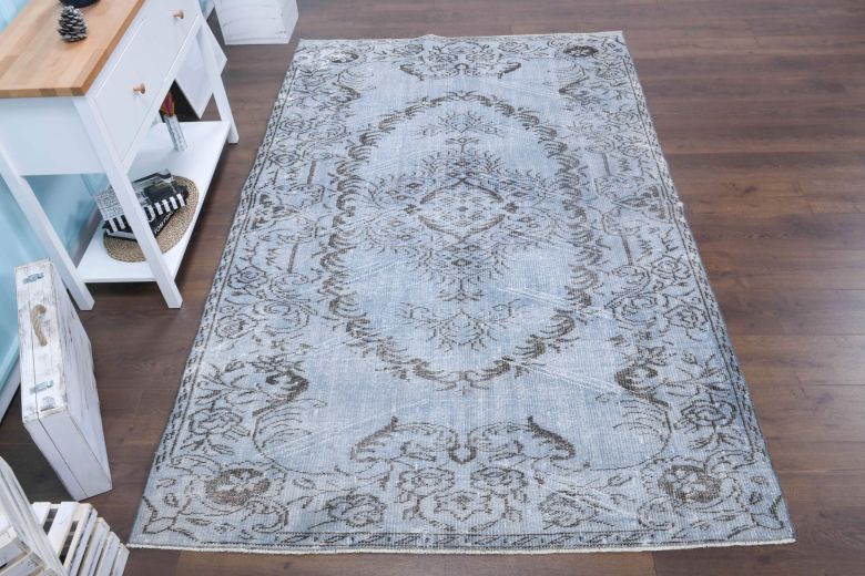 Vintage Oriental Anatolian Area Rug