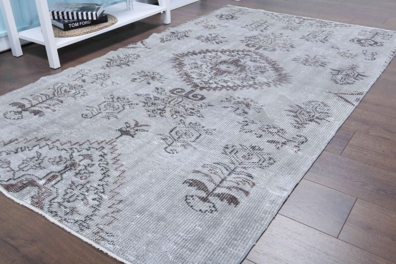 Vintage Oriental Area Rug - 28363