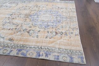 Turkish Vintage Area Rug - Thumbnail