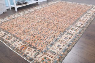 Vintage Floral Area Rug - Thumbnail