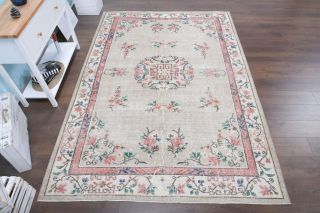 Oriental Vintage Area Rug - Thumbnail