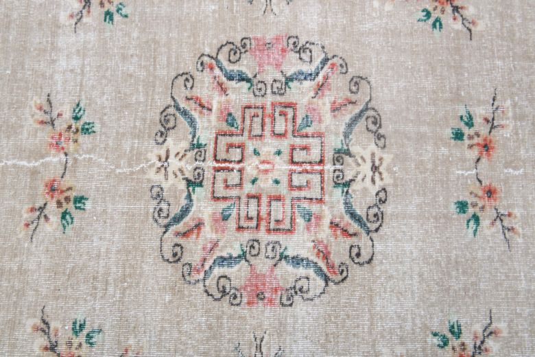 Oriental Vintage Area Rug