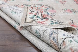 Oriental Vintage Area Rug - Thumbnail