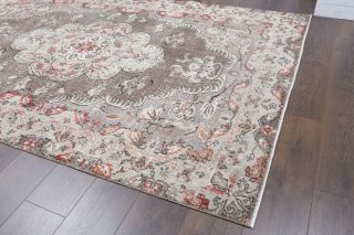 Vintage Oriental Area Rug - Thumbnail