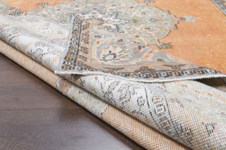 Vintage Area Rug - Thumbnail