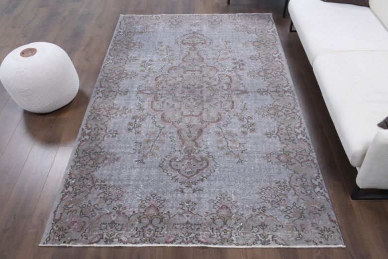 Vintage Oriental Area Rug - 28604