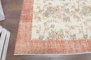 Vintage Area Rug - Thumbnail