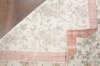 Vintage Area Rug - Thumbnail