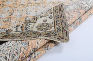 Vintage Area Rug - Thumbnail