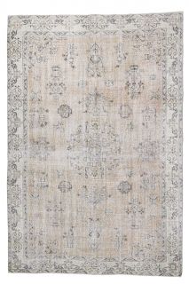 Vintage Area Rug - Thumbnail