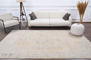 Vintage Neutral Area Rug - Thumbnail