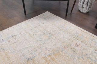 Vintage Neutral Area Rug - Thumbnail