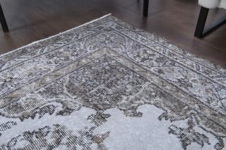 Turkish Vintage Oriental Area Anatolian Rug - Thumbnail
