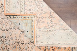 Vintage Floral Area Rug - Thumbnail